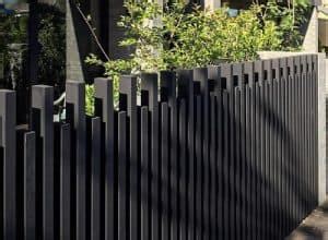Berikut contoh gambar model pagar minimalis untuk rumah minimalis terbaru sebagai inspirai memilih model pagar rumah minimalis yang tepat sesuai keinginan anda. 8 Desain Pagar Besi Hollow Minimalis dan Cantik - RumahLia.com