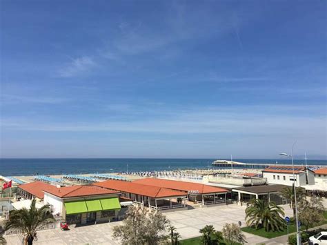 Hotel Alba Sul Mare Lido Di Camaiore Sul Lungomare Versilia