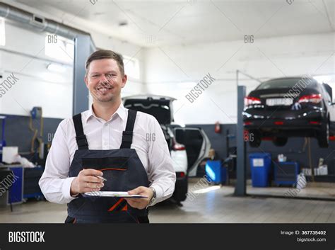 Car Repairman Standing Image And Photo Free Trial Bigstock