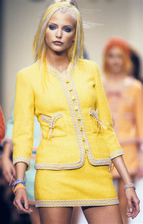 Chanel Spring 1994 Ready To Wear Fashion Show Nadja Auermann Fashion