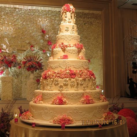 8 tiers le novelle cake jakarta and bali wedding cake castle wedding cake champagne wedding