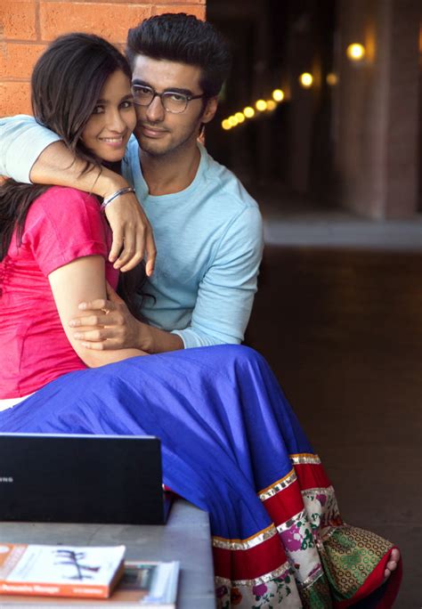 Arjun Kapoor Alia Bhatt Unveil 2 States Trailer Entertainment