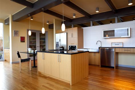 Ada explicitly lays out specifications for ada kitchen cabinets. Braitmayer House | Wheelchair Accessible Kitchen