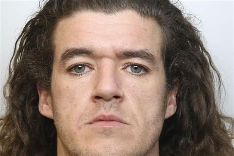 Cheshire Police On Hunt For Wanted Man Cheshire Live