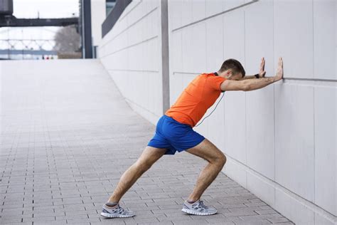 5 Best Calf Stretches For Runners