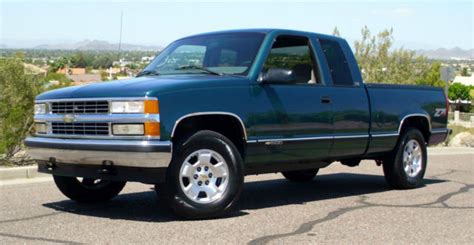 No Reserve 1997 Chevy 1500 3 Dr Ext Cab Shorty Z71 4x4 1 Owner Clean