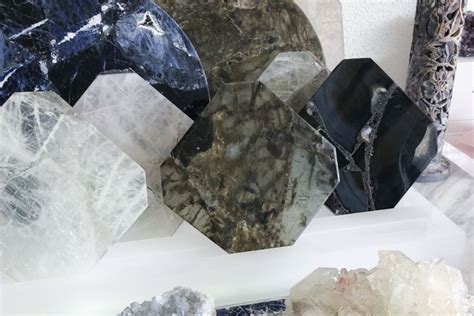4 Top Tips On How Crystals Can Help Hongkongers Stay Positive And