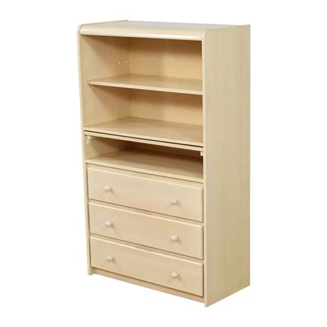 73 Off Bellini Bellini 3 Drawer Dresser With Hutch And Pull Out Shelf Storage