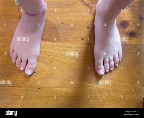Childs Legs And Feet Hi Res Stock Photography And Images Alamy