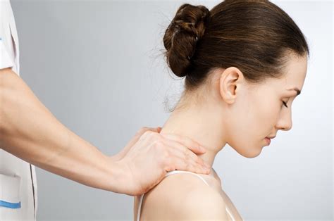 10 Tips On How To Massage Shoulder Pain Laptrinhx News