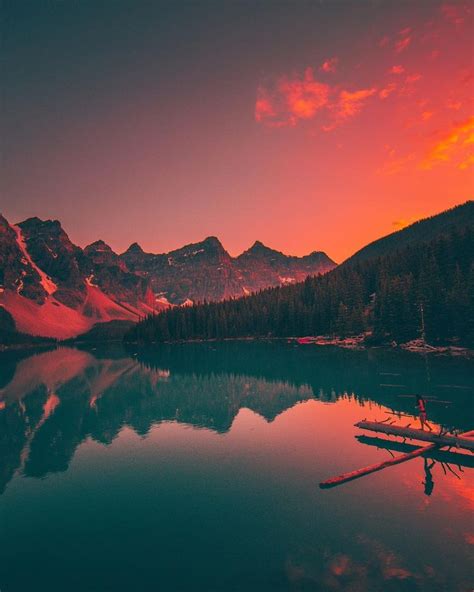 Staysinspired Instagram Sunset Over Moraine Lake Banff Alberta