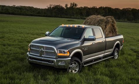 The materials quality and finishes put many luxury. 2020 Dodge Ram 3500 Limited Diesel Redesign, Interior ...