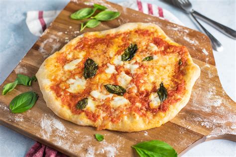 Homemade Neapolitan Style Pizza Recipe