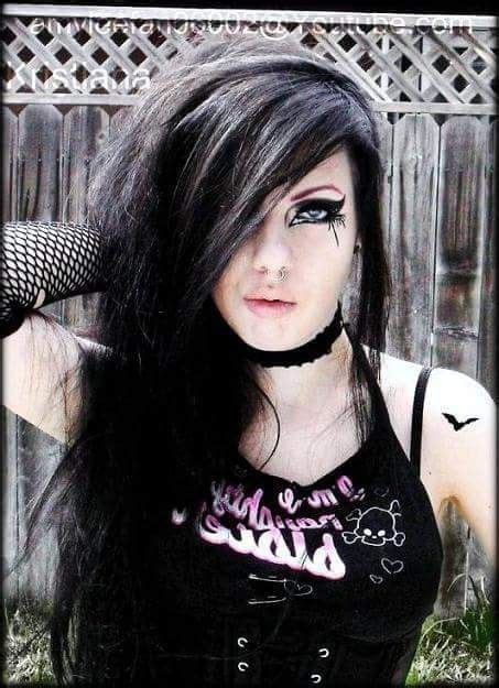 pin by kayla lawrence on goth beauties pt 2 goth women goth beauty girl fashion