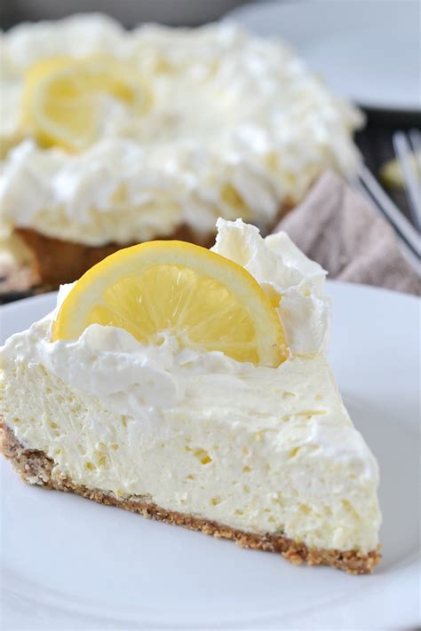 Looking for low carb desserts? Low Carb Lemon Cheesecake | Mother Thyme