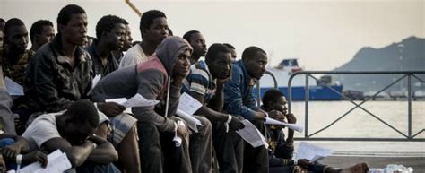 Migranti Il Capitale Deporta I Nuovi Schiavi Per Sostituirli Al Popolo