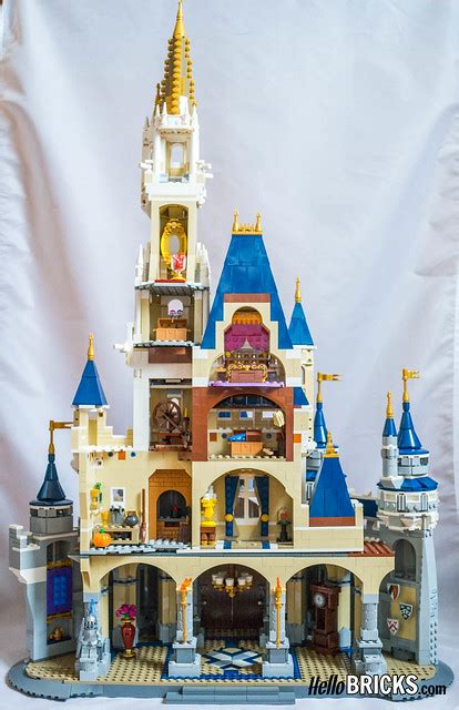 Review Lego 71040 Le Château Disney Hellobricks