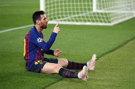 Champions League Lionel Messi Schießt Fc Barcelona Zum Sieg Gegen Fc