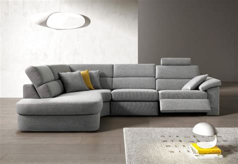 Arredo casa > soggiorno > divani e divani letto > divani, divano divano sofa per bambini 2 posti fantasia musicale 75x38x50 cm benzoni rosa questo divano colorato ti fa volare con la fantasia! Divano Pelle usato in Italia | vedi tutte i 97 prezzi!