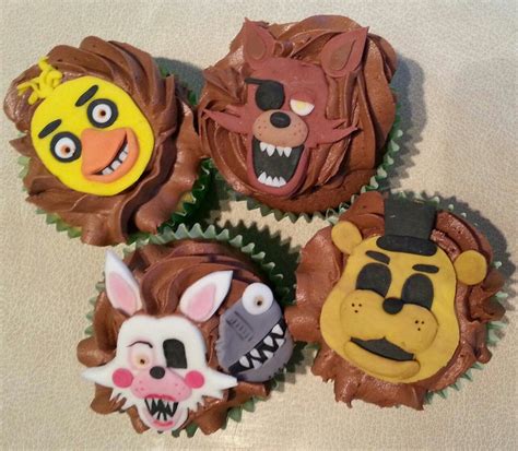 Five Nights At Freddy S Cupcake Tumblr Manualidades Para Fiestas Infantiles Pi Ata De