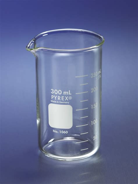 1060 500 Pyrex® 500 Ml Tall Form Berzelius Beakers With Spout Graduated Corning