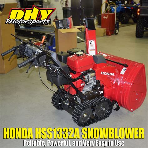 The ‪‎honda‬ ‪‎hss1332a‬ ‪‎snowblower‬ Makes Clearing Heavy Wet Snow