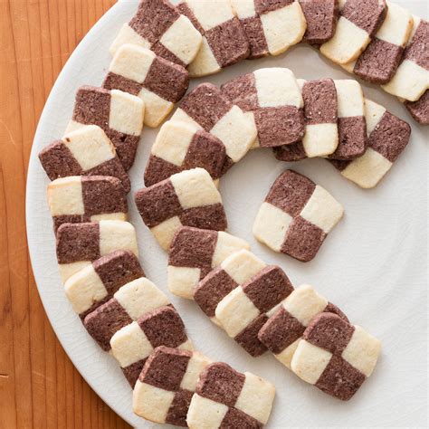 We are a private company with no affiliations with large publishers, cookware manufacturers, or food. Checkerboard Icebox Cookies | America's Test Kitchen