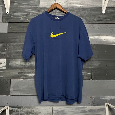 Nike Vintage Nike Center Chest Swoosh T Shirt Size Xl Grailed