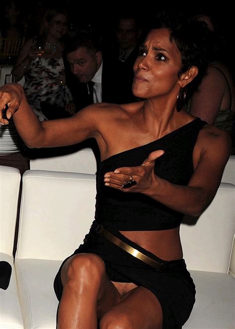 Naked Halle Berry Added By Bot