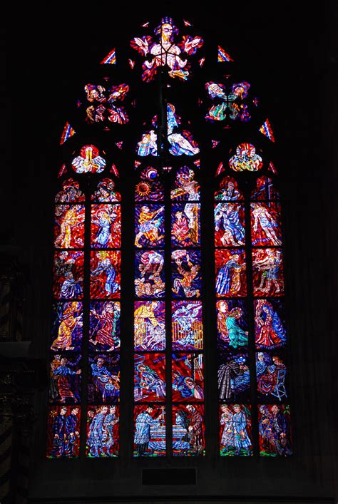 Huge stained-glass window in St. Vitus cathedral - cc0.photo