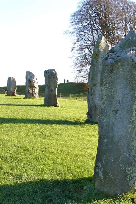 Explore The Mysteries Of Avebury Stone Circles