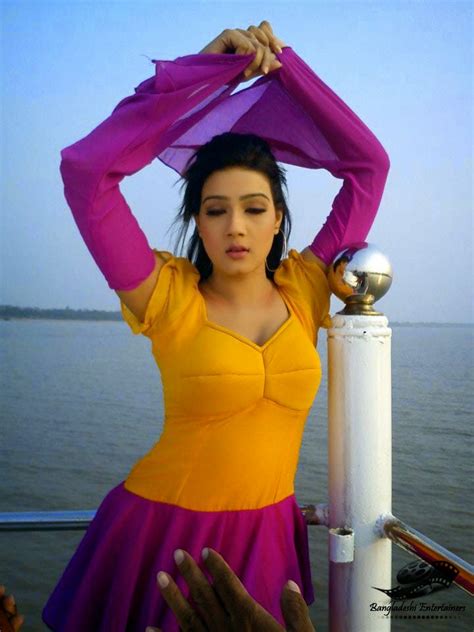 Bangladeshi Spicy Actress Mahiya Mahi Latest Hq Wallpaper Image Picture Photos