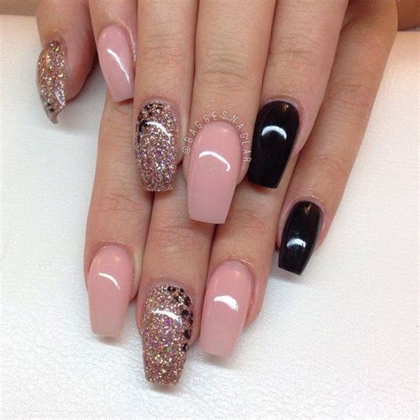 22 Beige Nail Designs To Try This Season Pretty Designs Beige Nails