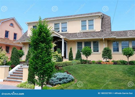 Residential American Upscale House A Residential Suburban Home In An