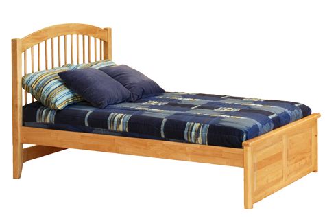 windsor platform bed raised panel footboard