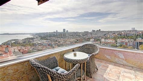 Magnificent Panoramic View Luxury Apartment In Istanbul