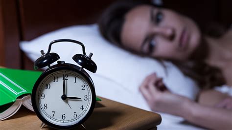 10 signs you may be dealing with insomnia