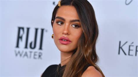 Amelia Hamlin Apologizes To Dad For Super Revealing Almost Naked Dress