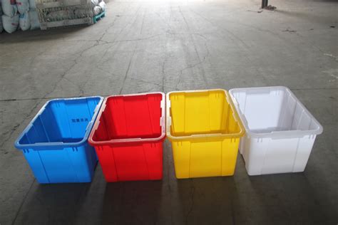 Yellow Colored Plastic Bin Boxes With Lids For Commercial Curbside