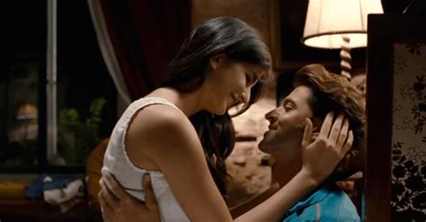 9 Things Every Man Should Do To Get A Woman In The Mood Indias