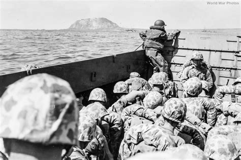 Lcvp Load Of Marines Off Iwo Jima On St Day Of Invasion February