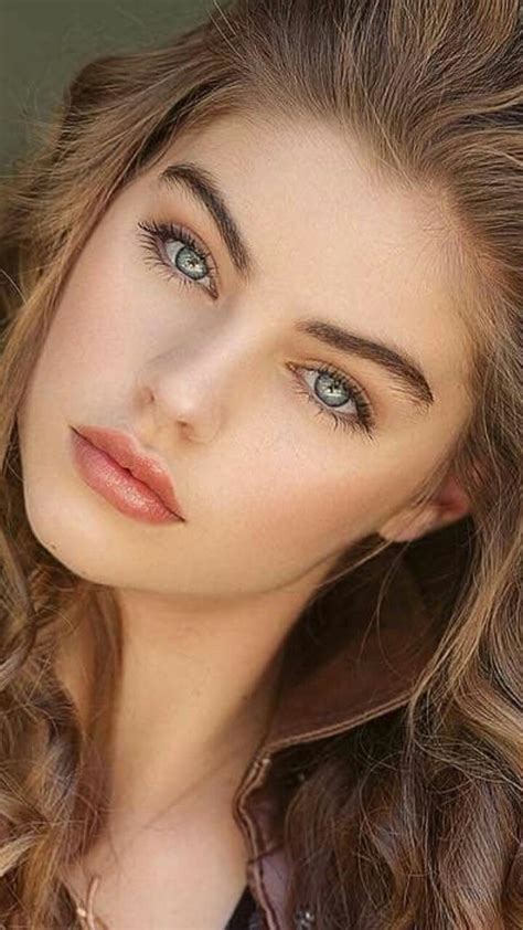 Pin By On Mujeres Con El Rostro Hermoso Beautiful Girl Face Most Beautiful Faces