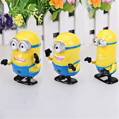Despicable Me Wind Up On The Chain Walk Minions Dolls Clockwork Will