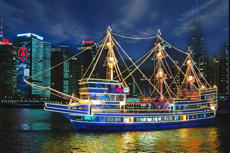 Private Evening Tour Huangpu River Cruise And Shanghai Lights Shanghai Private Tour