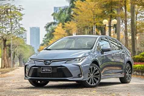Giá Xe Toyota Corolla Altis 2024 And Khuyến Mãi T042024