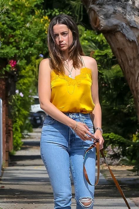Ana De Armas Beautiful Ass In Tight Jeans Out In Venice