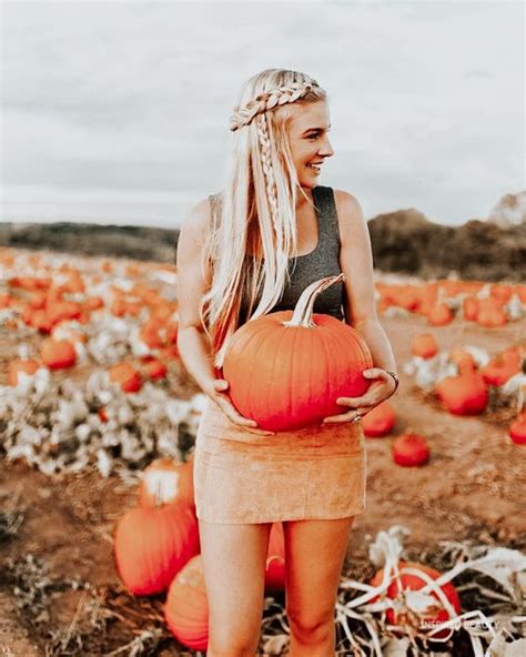 16 Apple Picking and Pumpkin Patch Outfit Ideas - Inspired Beauty - KEMBEO