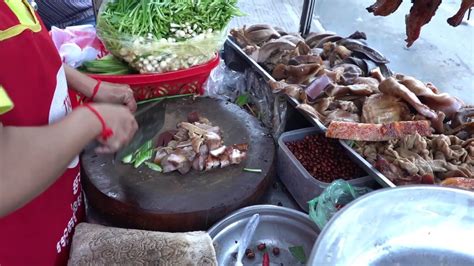 Cambodian Braised Pork Meat Cambodian Street Food 2019 Youtube