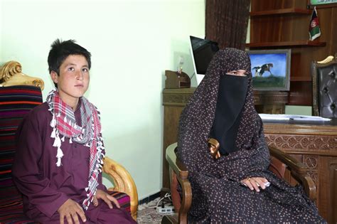 The Hunt Teen Girl Becomes Hero After Standing Up To Taliban Wtop News