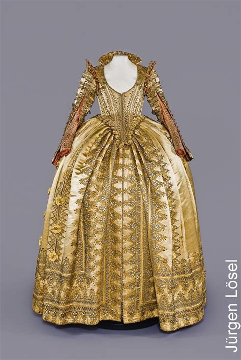 1610 1620 Fashion History Historical Dresses Fashion